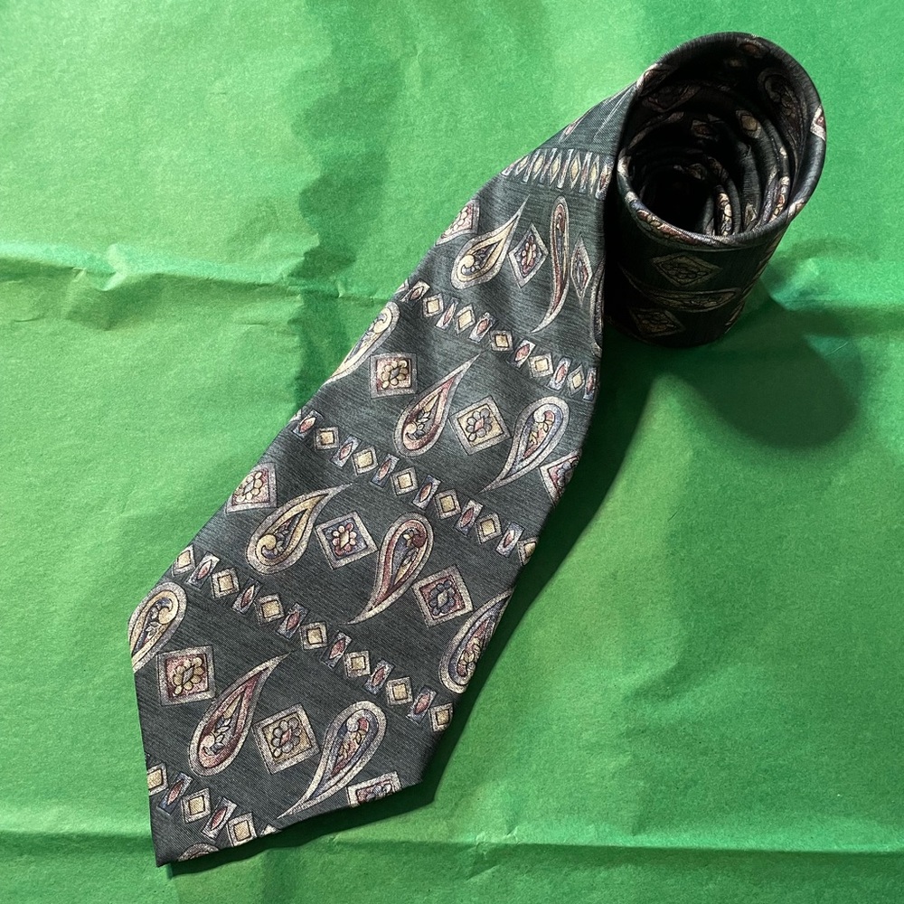 Henry Grethel men’s silk tie
